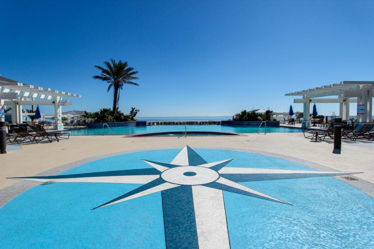 Suits Us Galveston Exterior photo