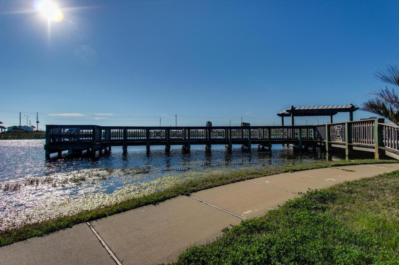 Suits Us Galveston Exterior photo